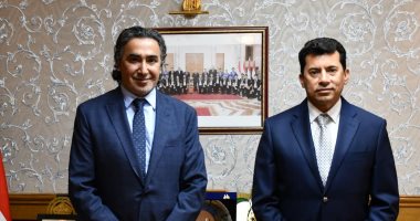 وزير الرياضة يبحث التعاون مع رئيس المركز الدولى للأمن الرياضى