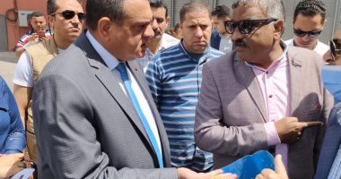 محافظ البحيرة يشهد موسم حصاد القمح ويتفقد أعمال لجان التسليم بالصوامع.. لايف