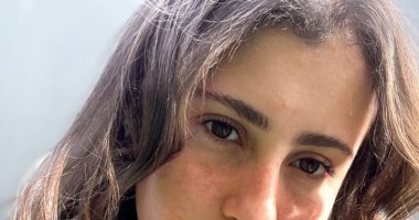 بره الملعب.. مرام على لاعبة الجمباز: بحب أنجلينا جولى والعزف على الأوكورديون