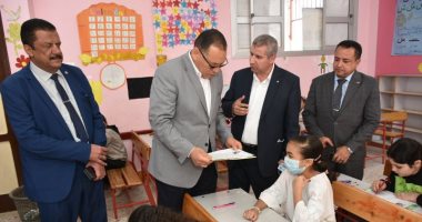 محافظ الشرقية يتفقد لجان امتحانات النقل للاطمئنان على الطلاب