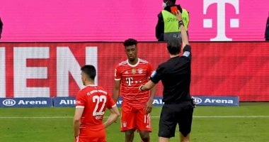 إيقاف كومان نجم بايرن ميونخ 3 مباريات بعد اعتدائه على لاعب شتوتجارت