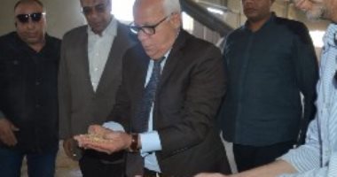 محافظ بورسعيد: توريد 2500 طن قمح للمطاحن و1000 طن لصوامع القنطرة شرق