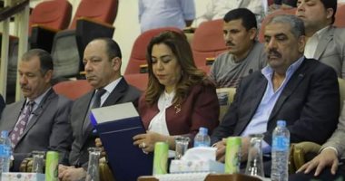 محافظ دمياط تشهد قرعة "الداخلية" لأداء الحج بالصالة المغطاة برأس البر 