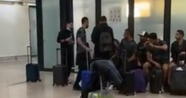 بعثة الأهلي تصل فندق الإقامة بالجزائر استعدادا لمواجهة وفاق سطيف.. فيديو