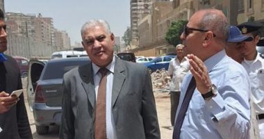 نائب محافظ القاهرة يتفقد توسعة شارع أساس الهجانة من مترو عين شمس 