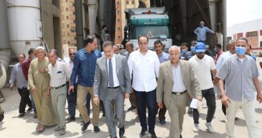 محافظ المنوفية يتفقد توريد القمح بصوامع كفر داود بسعة تخزين 30 ألف طن.. صور