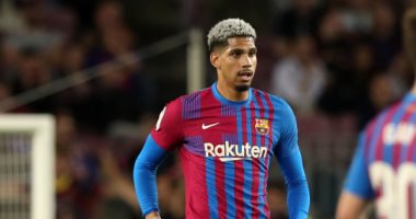 برشلونة يعلن تشخيص إصابة الأوروجوانى أراوخو