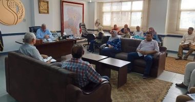 رئيس "مياه المنوفية" يجتمع برؤساء القطاعات لمتابعة نسب تنفيذ المشروعات