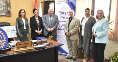 وكيل تعليم الإسكندرية يشيد بدور المجتمع المدنى وتدشين أول مكتبة إلكترونية للمكفوفين