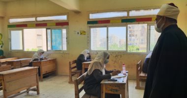 طلاب رابعة ابتدائى الأزهر يؤدون امتحان العلوم.. والنقل الإعدادى القرآن