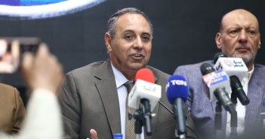 تيسير مطر: الحوار الوطنى فرصة للأحزاب.. ونقف خلف مؤسسات الدولة فى حربها ضد الإرهاب