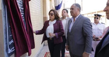 محافظ دمياط تفتتح عمارتى إسكان الأسر الأولى بالرعاية فى عزبة البرج