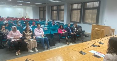 كيفية كتابة المشروعات البحثية.. ورشة عمل بجامعة حلوان.. صور
