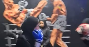 دبابة مصر.. سماح بتدرب البنات والشباب على الألعاب القتالية بشكل محترف ..فيديو