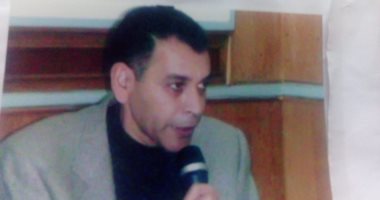 ذكرى رحيل الإذاعى وجيه عرفات.. زوجته وزملاؤه يكشفون الكثير عن أسرار حياته.. الإعلامية منال أبوالوفا: من أعلام الإذاعة المصرية وكان شاعرا ومثقفا وأديبا.. الإذاعية نهلة متولى: كان أمينا فى نصيحته ولم يبخل على أحد