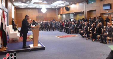 رئيس الوزراء يلتقى الرئيس التونسى غدا ويرأس وفد مصر باللجنة العليا المشتركة