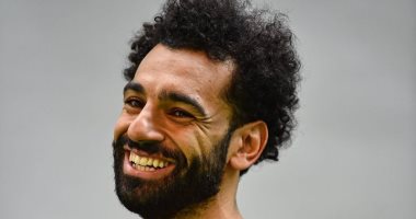 ليفربول يغازل جماهيره بصورة محمد صلاح ضاحكا: يومكم جميل بهذه الابتسامة