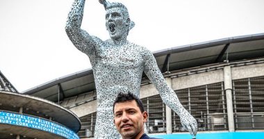 شاهد مانشستر سيتي يخلد الأسطورة أجويرو بتمثال داخل معقل الاتحاد