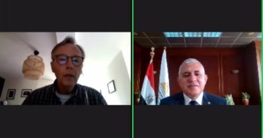 وزير الرى يلتقى مجموعة التعاون الهولندية لإعداد تقرير عن تاريخ التعاون بين البلدين