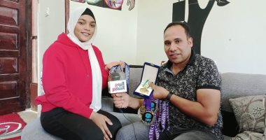 البطلة نعمة سعيد تصل مصر بعد فوزها بذهبيتين وفضية فى بطولة العالم لرفع الأثقال.. لايف وصور