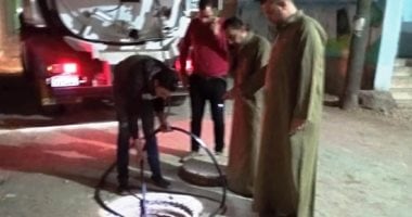 حملات ليلية للنظافة ورفع المخلفات وتمهيد الطرق وتسليك الصرف الصحى بكفر الشيخ