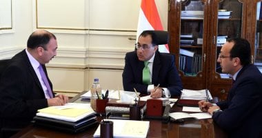 منظومة الشكاوى الحكومية تتعامل مع 81 ألف شكوى وطلب فى أبريل الماضى.. 14 وزارة الأعلى إنجازًا واستجابة.. وإدراج مطالب الأهالى فى 10 محافظات ضمن مبادرة "حياة كريمة".. والداخلية تستجيب لـ428 طلبا لبعض نزلاء السجون