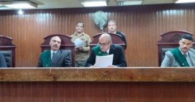 جنايات شبرا الخيمة تقضى بالإعدام لعامل قتل شخصا وأشعل النار فى جثته لسرقته