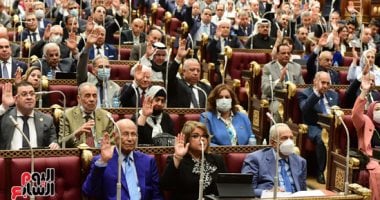 إحالة 12 اقتراحا برغبة من مجلس الشيوخ للحكومة لاتخاذ اللازم