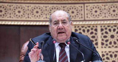 رئيس مجلس الشيوخ يهنئ الرئيس السيسى بالعام الهجرى الجديد