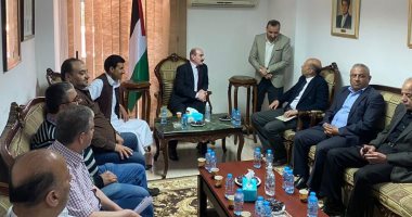 قنصلية فلسطين بالإسكندرية تقيم سجل عزاء الشهيدة شيرين أبو عاقلة