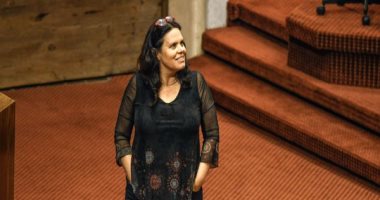 سطو مسلح على منزل وزيرة دفاع تشيلى مايا فرنانديز