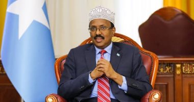الصومال ينتخب رئيسه العاشر.. المنتهية ولايته "فرماجو" والسابق ضمن المتأهلين في الجولة الأخيرة من السباق.. والشرطة تطبق حظر تجوال حتى صباح الغد.. وتؤكد عدم وقوع إصابات فى انفجارات محيط مقر التصويت