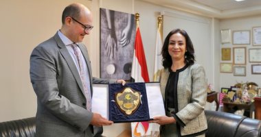 مايا مرسى تستقبل السفير الأسبانى لبحث التعاون وتبادل الخبرات لخدمة المرأة