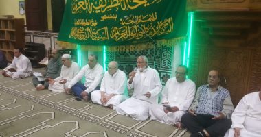 الصوفيون يحتفلون فى مقام سيدى عمر الأفلاقى بدمنهور بعد فتحه.. لايف