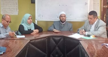 محافظ بني سويف يتابع جهود وحدة السكان للتوعية وضبط الزيادة السكانية