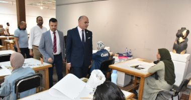جامعة الأقصر تواصل الامتحانات العملية النهائية بكلية الفنون الجميلة.. صور