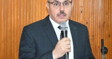رئيس جامعة قناة السويس يفتتح فعاليات البرنامج التدريبى "إنقاذ قلب".. صور