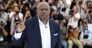 الأمريكي فورست ويتكر يصل مهرجان كان قبل منحه السعفة الذهبية الفخرية 