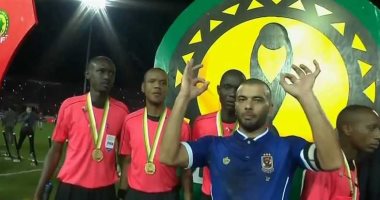 بذكريات إِشارة نهائى 2017.. عماد متعب يطلب من الأهلى تحركا جديدا ضد كاف