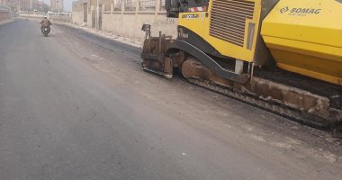 حياة كريمة.. محافظ سوهاج يبحث الموقف التنفيذى لمشروعات المبادرة.. صور