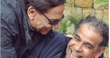 بصور مع الزعيم .. محمود البزاوي: فيه تمثيل تراچيدى وكوميدى وفيه عادل إمام
