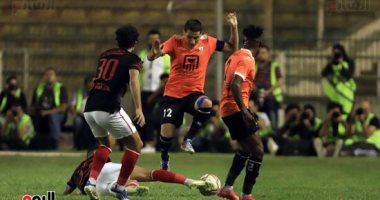 الأهلى والبنك الأهلى 0/0 فى شوط أول ممتع.. صور