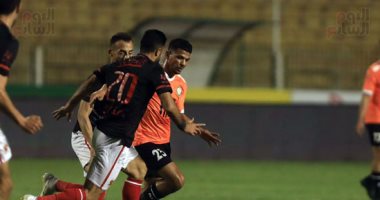 البنك الأهلي يجمد أرصدة الأهلي عند النقطة 34.. موسيمانى يواصل الترنح للمرة الرابعة على التوالى ويرفض هدايا الزمالك.. خالد جلال يواصل عقدته للمارد الأحمر.. رهان ربيعة ووحيد يفشل.. وإصابة الشناوي أبرز الخسائر