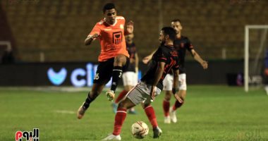 محمد هلال يهدر فرصة جديدة للبنك أمام مرمى الأهلي بالدقيقة 56.. فيديو