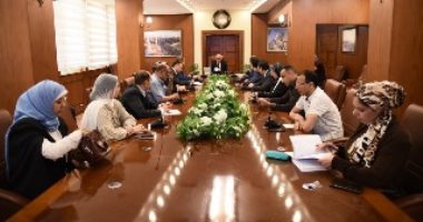أعضاء اللجنة العليا لتراخيص المحال يشيدون بتجربة بورسعيد فى إصدار التراخيص المميكنة