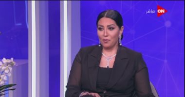 وفاء عامر لـ لميس الحديدى: عمر ابنى بيمثل ودمه خفيف