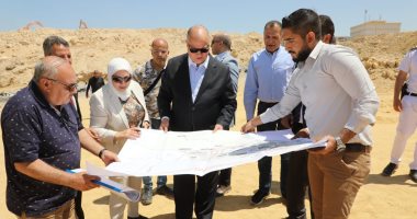 محافظ القاهرة يتفقد أعمال ربط محاور جنوب وشرق القاهرة