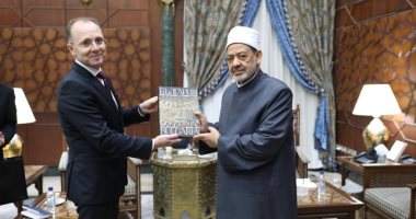 سفير بلغاريا لشيخ الأزهر: لدينا 31 عضوًا مسلمًا فى البرلمان البلغارى