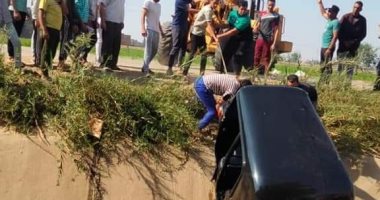 العناية الإلهية تنقذ 4 أشخاص من الموت بعد سقوط توك توك بهم فى ترعة بالغربية