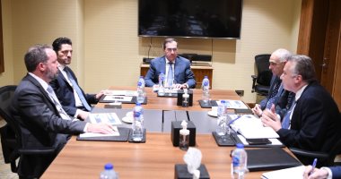 تعاون مشترك بين قطاع البترول وبيكرهيوز الأمريكية فى مجال تحسين كفاءة استخدام الطاقة